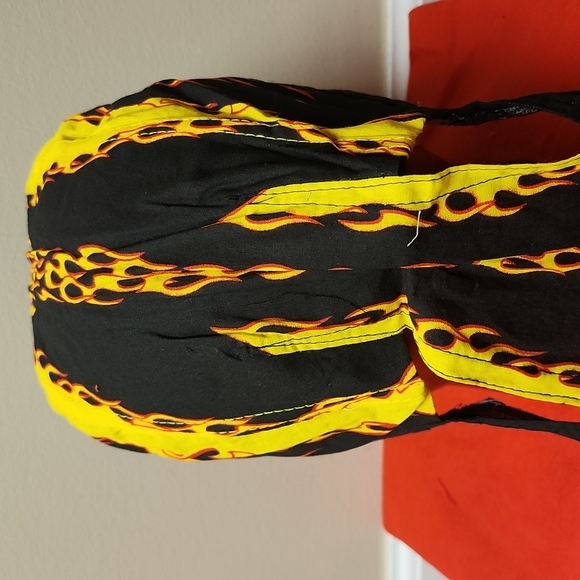 Flames and Raging Skulls Lined Headwrap - Picture 5 of 7